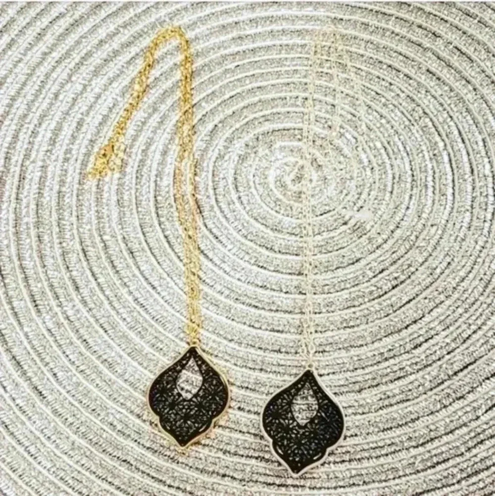 SET OF 2 BLACK GOLD SILVER NECKLACES